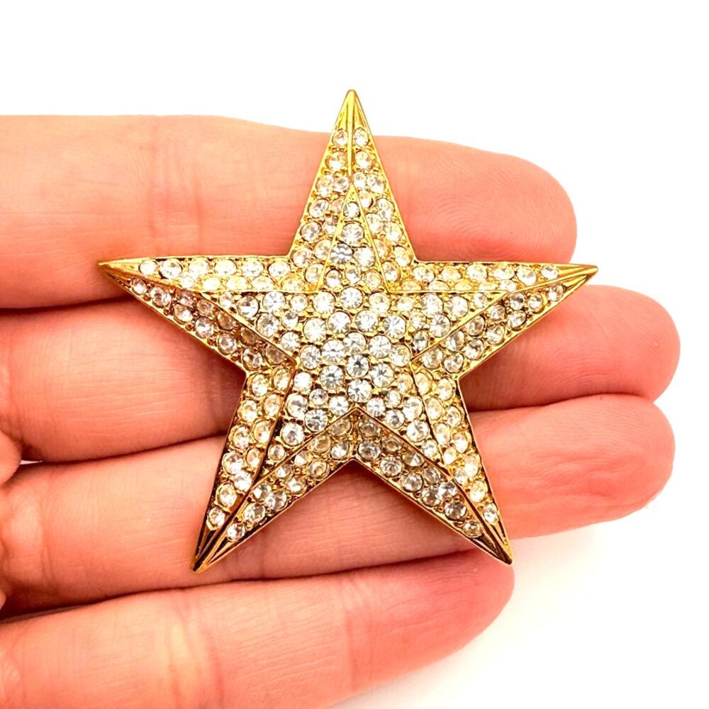 Joan Rivers Vintage Gold Tone Pave Crystal Star Brooch Pin Statement Jewelry